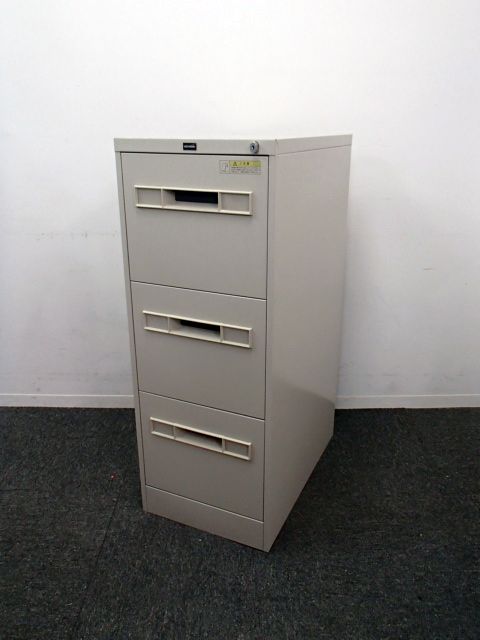 【3台入荷】書類整理に大活躍！！Ａ４サイズ対応！ファイルキャビネット｜頑丈さの内田洋行製
                        
                                    中古
            