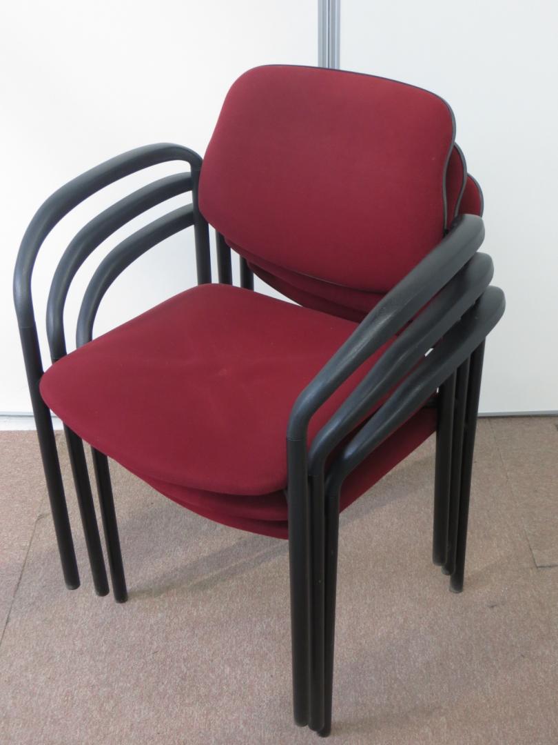 【赤のセット売り】その他メーカー　スタッキングチェア【限定１セット】
                        
                                    中古
            