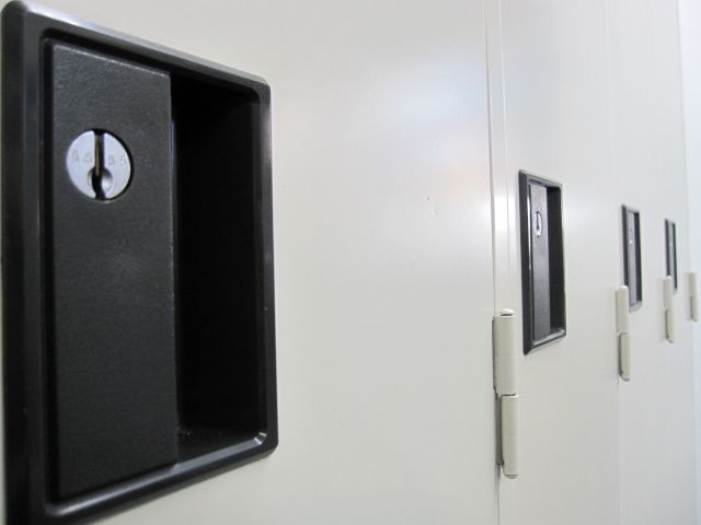 中古】GZ型 4573GZ オカムラ/okamura 4人用更衣ロッカー 155832