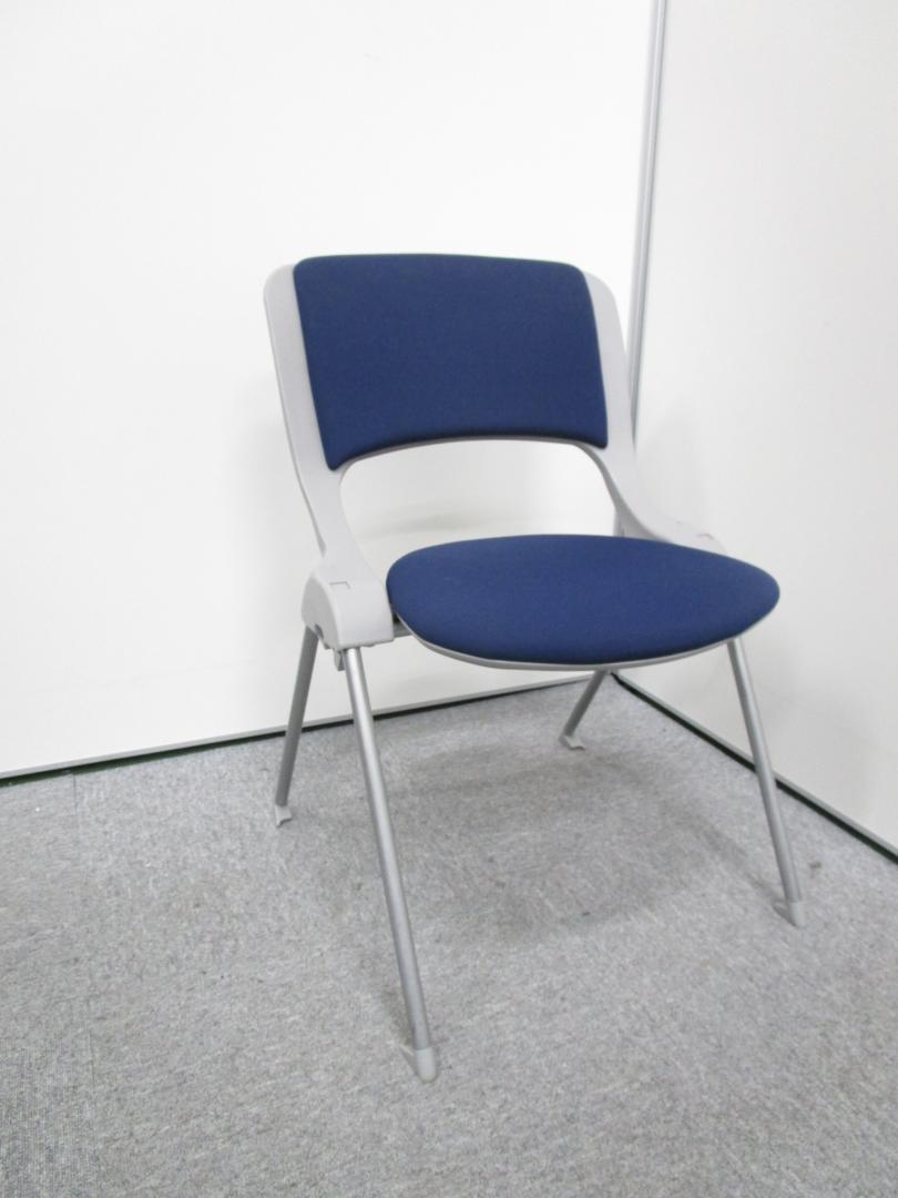 【大量8脚入荷！】【状態良好！】内田洋行製　ミーティングチェア【重ねて収納できます！】
                        
                                    中古
            