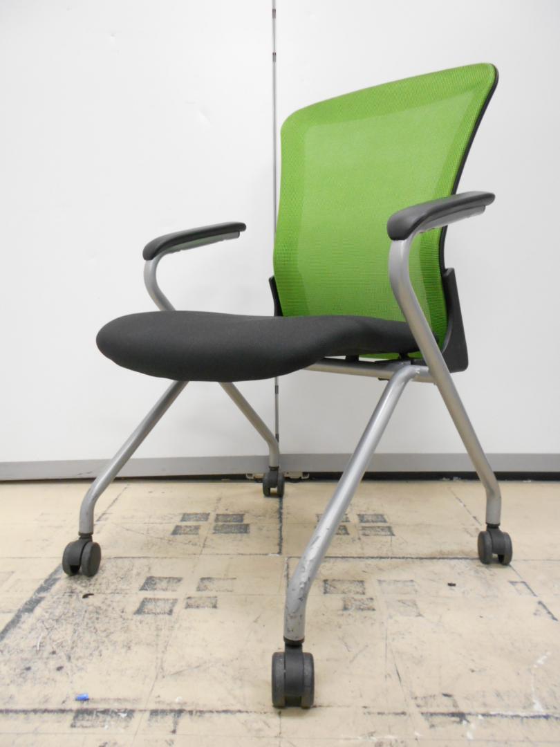 メッシュバックとクッション座面の快適さ。　井上金庫製ミーティングチェア
                        SAM
                                    中古
            