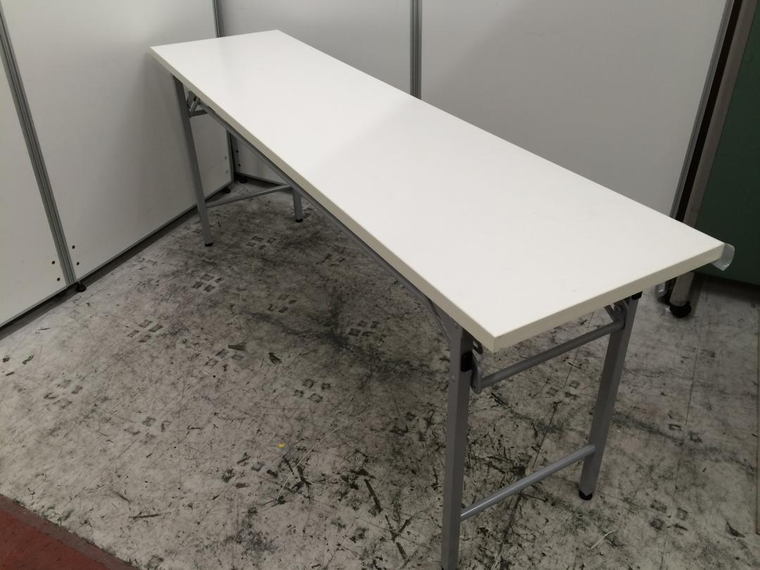 【のこり1台】Ｗ1800折り畳みテーブル
                        
                                    中古
            