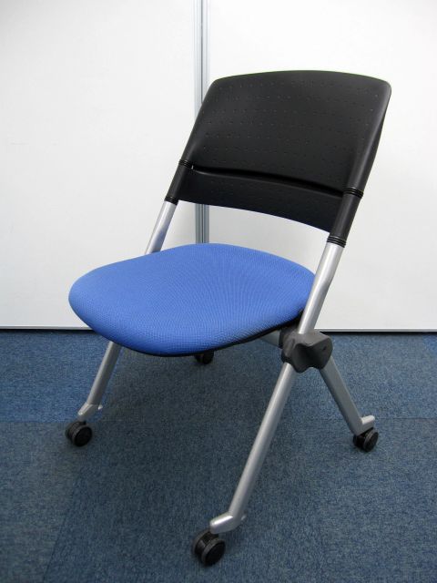 【中古】ミーティングチェアー【オカムラ製】リータ【キャスター付】スタッキング＆ネスティング可能【残り2脚の為値下げ断行！】
                        リータ
                                    中古
            