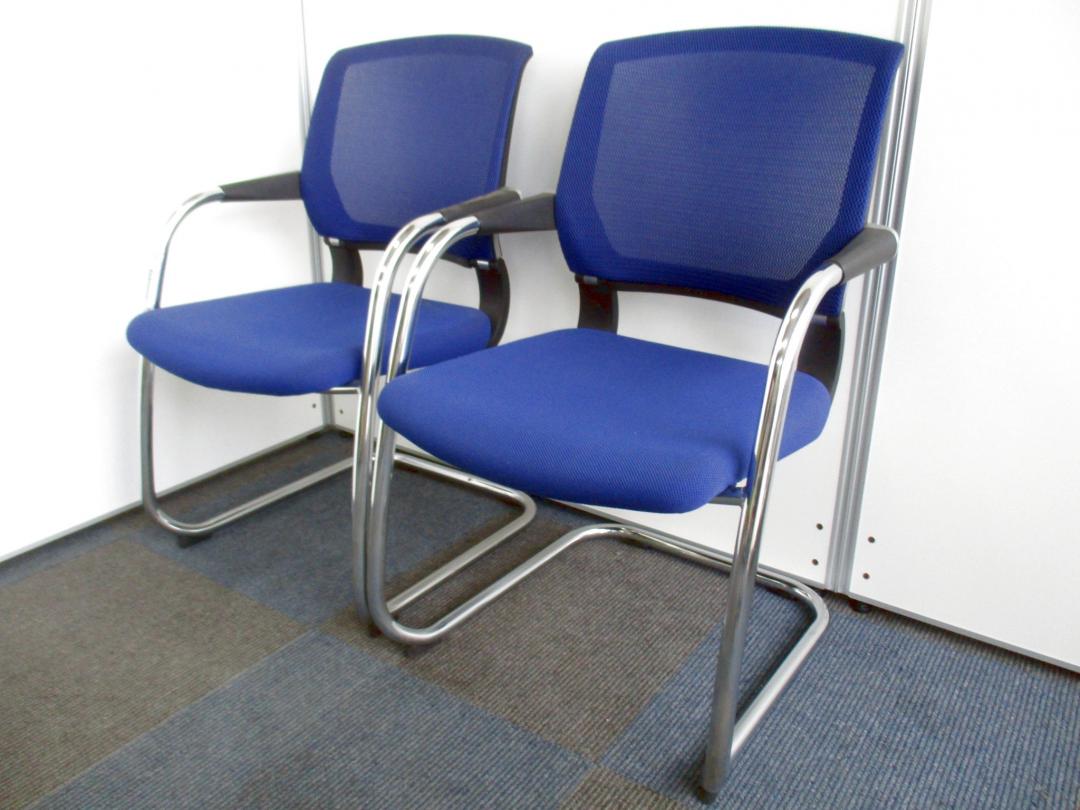 【セット商品!!】【蒸れなく快適に!!】機能性×デザイン性のミーティングチェア!!【背もたれメッシュでお洒落に!!】Nu
                        サテリテ
                                    中古
            