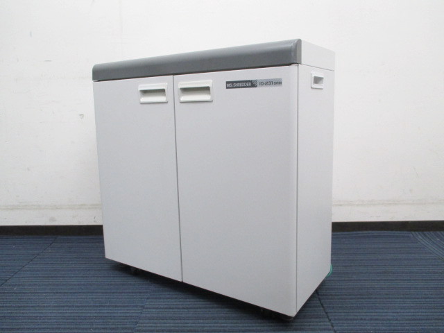 【2009年製】■シュレッダー ■スパイラルカット ■メディア裁断可(CD,クレジットカード) ■ちょっぴり訳有り
                        
                                    中古
            