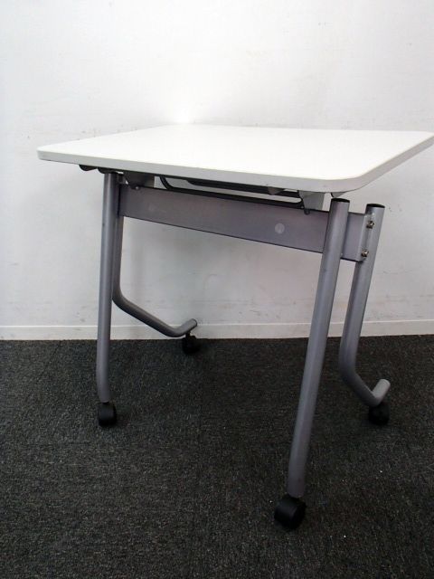 【１台限定】【レアサイズ】勉強やちょっとした事務仕事に！｜使わないときは天板を折りたたんで楽々収納
                        NTA-N テーブル 
                                    中古
            