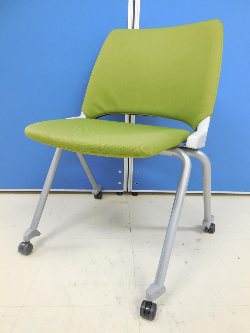 【15脚入荷！】内田洋行製 スタッキングチェア■垂直・平行と2種類のスタック収納可能です！■やさしいリーフグリーンカラー【ネスティングチェア】【ロット商品】
                        FM-350C
                                    中古
            