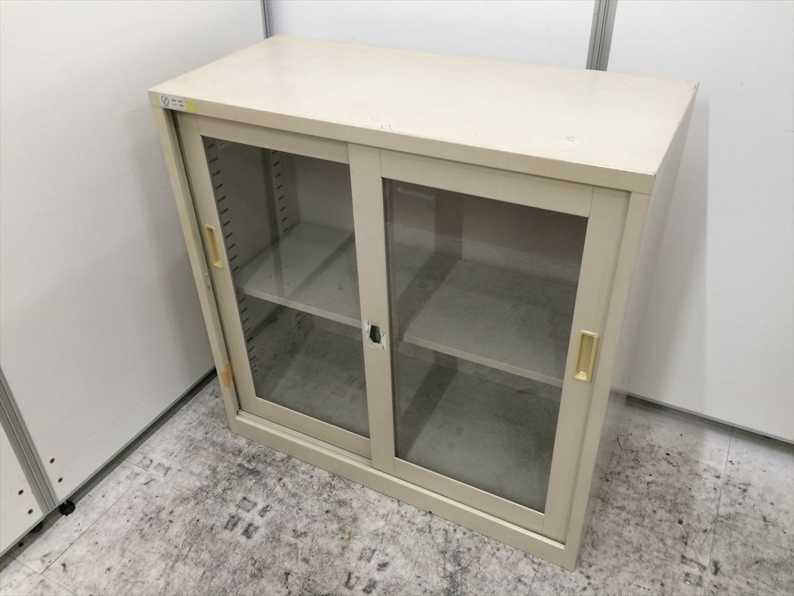 1台限り　ガラス引違書庫　カギ部分破損あり　おつとめ品
                        
                                    中古
            