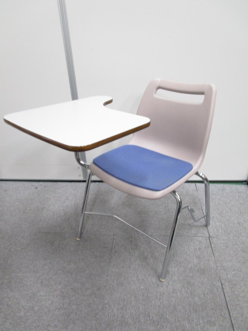 【大量入荷30脚】【特別価格】メモ台付スタックチェア　垂直スタックタイプ　メモ台がある為、テーブル要らず【中古オフィス家具】
                        
                                    中古
            