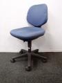 【５脚入荷】【コスト対策応援商品】定番のブルーカラーのオフィスチェア｜コクヨ製事務椅子