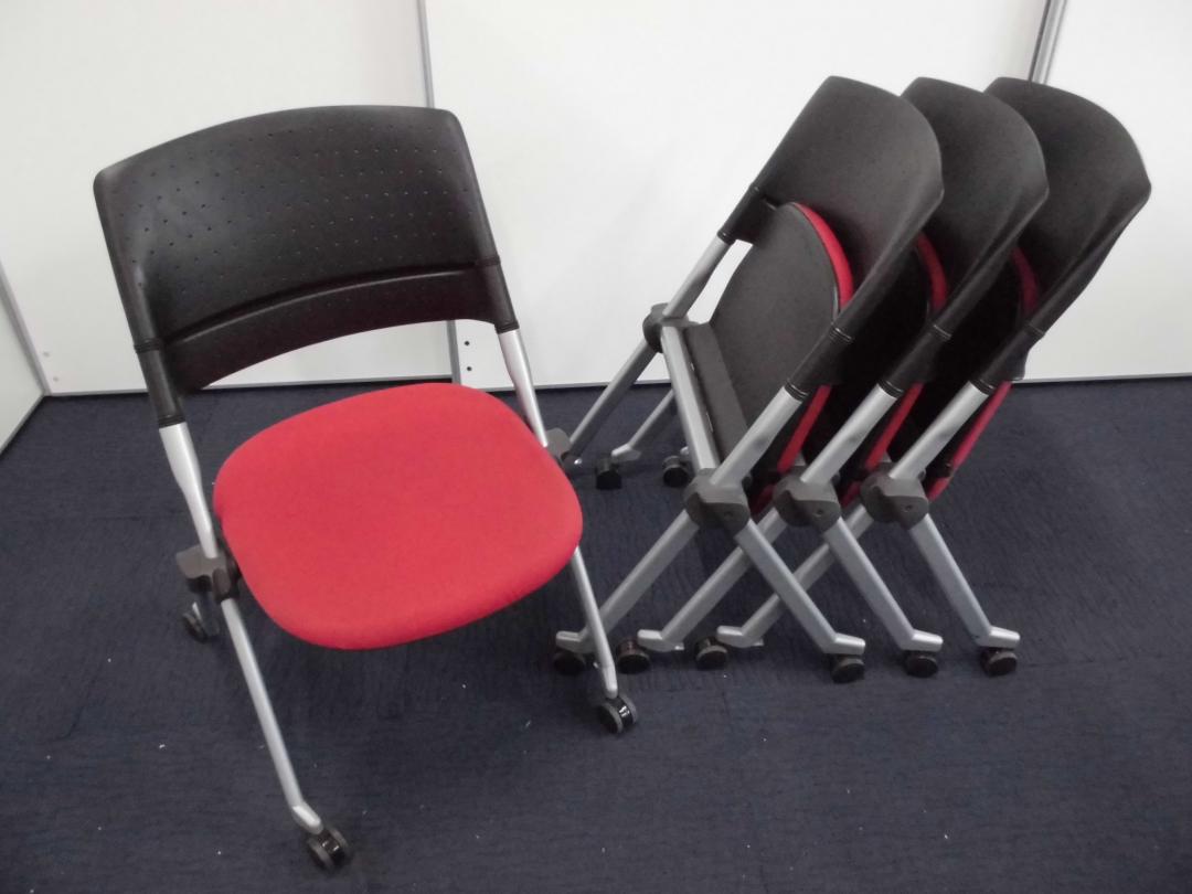 【4脚セット】オカムラ製リータ(LITA)｜キャスター【垂直、水平2種のスタッキング対応】
                        リータ
                                    中古
            