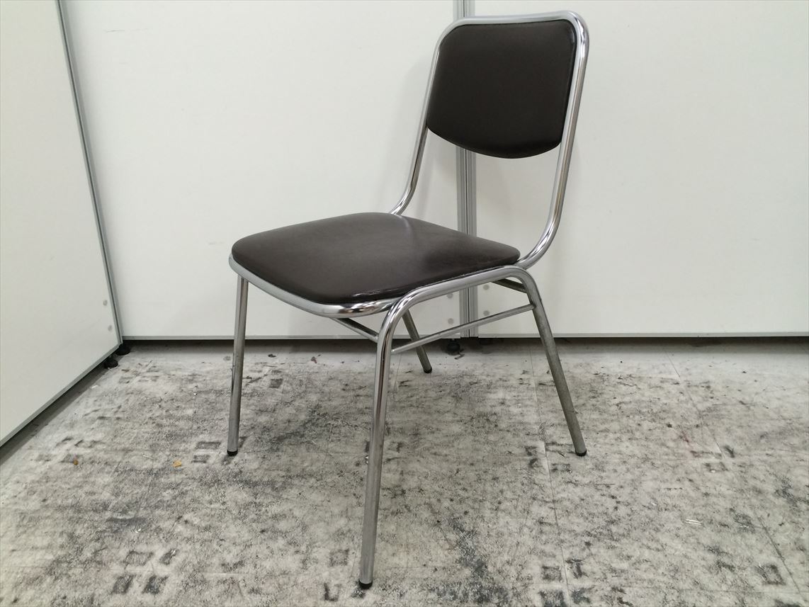 コクヨ製　スタッキングチェア
                        
                                    中古
            