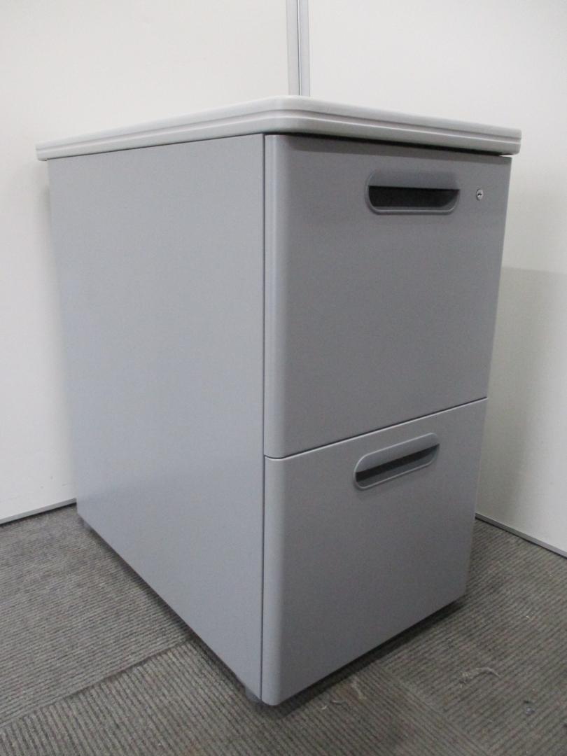 【2段脇机】【イトーキ製】【デスクの延長に最適！】
                        
                                    中古
            