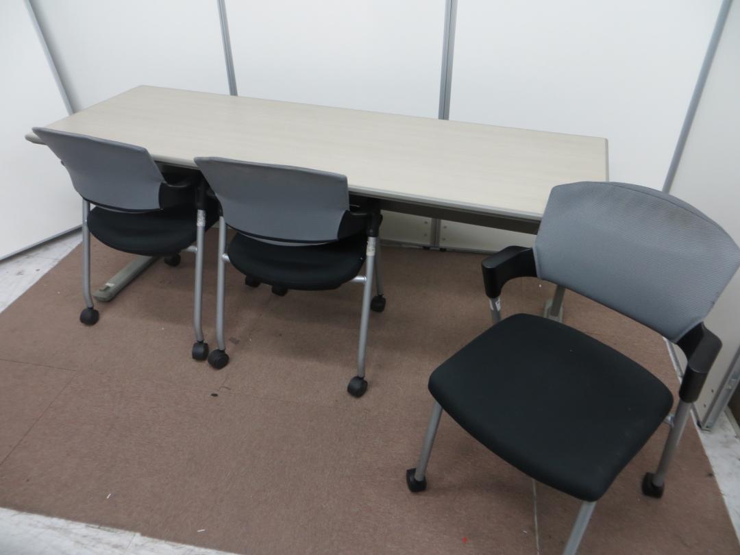 【スタックテーブル+スタッキングチェア】オカムラとコクヨ【☆コラボの販売！☆彡】
                        
                                    中古
            