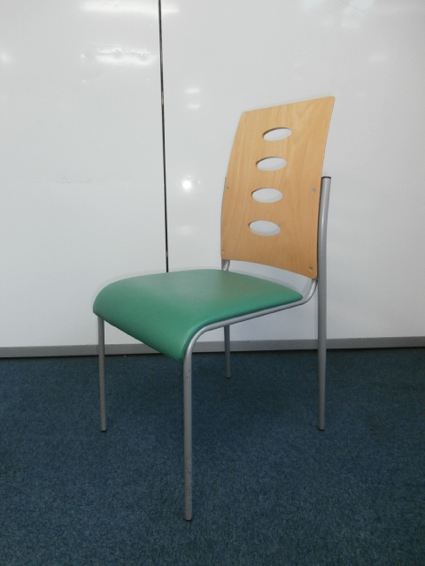 【大量入荷！！木目＆グリーン！！】またまたオシャレなチェアが入荷しました！！！
                        
                                    中古
            