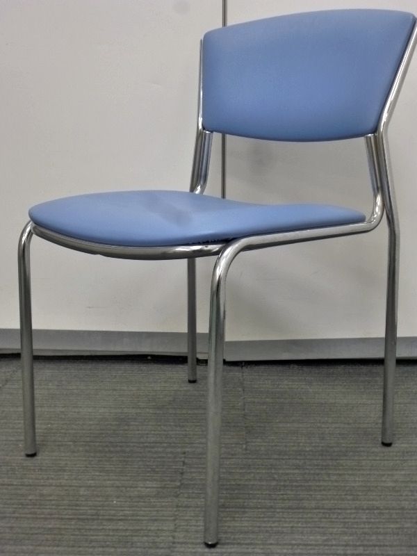 【スタッキングチェア】　ウチダ(UCHIDA)　軽量で使いやすい！ミーティングに最適！
                        
                                    中古
            