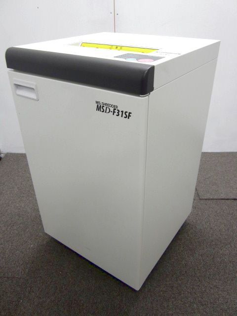 【最新】【最大裁断枚数55枚 ※新品時】明光商会製　MSD-F31F｜カット方式：スパイラルカット｜A3対応・一気に大量裁断可能｜状態良好です
                        
                                    中古
            