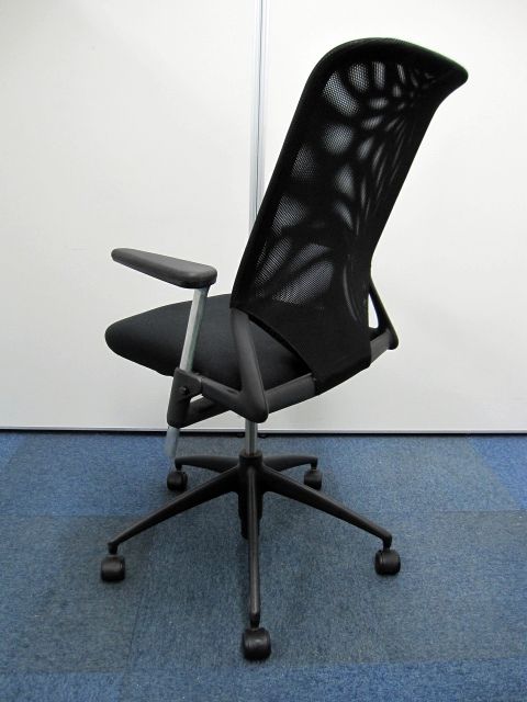 中古】メダ2チェア vitra/ヴィトラ 肘付ハイバックチェア