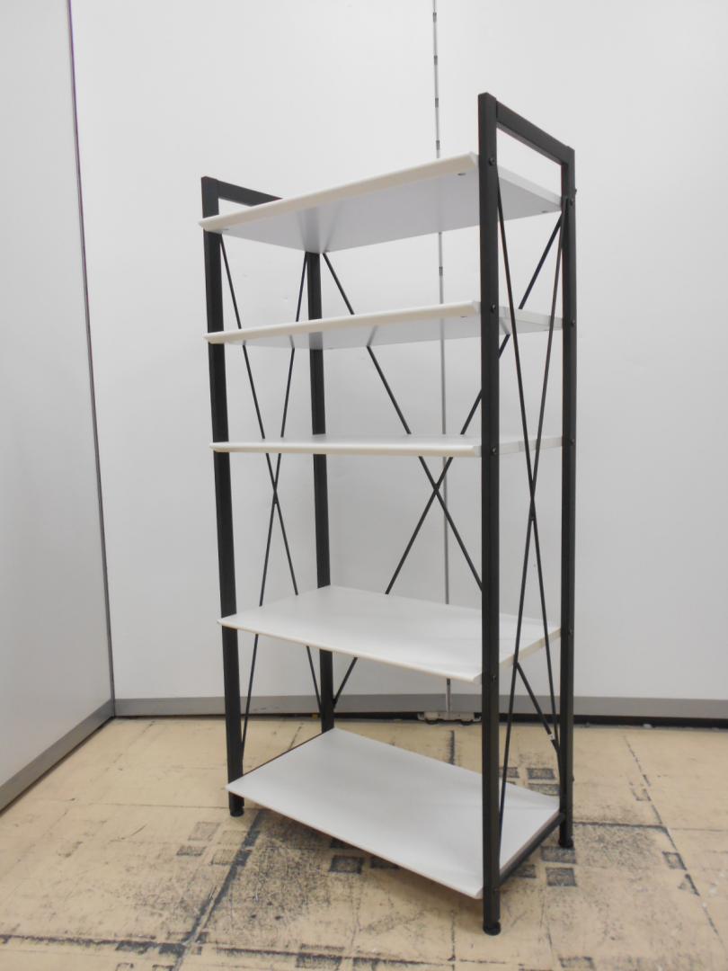 モノトーンのオシャレなラックが入荷しました!休憩室などにどうぞ!
                        
                                    中古
            