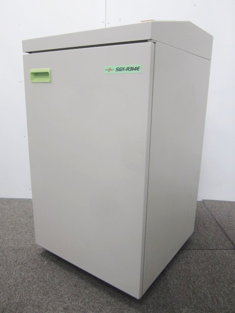 【最大裁断枚数23枚 ※新品時】石澤製作所製　SGX-R314E｜カット方式：クロスカット｜細かく裁断できます！
                        SGX-R314E
                                    中古
            