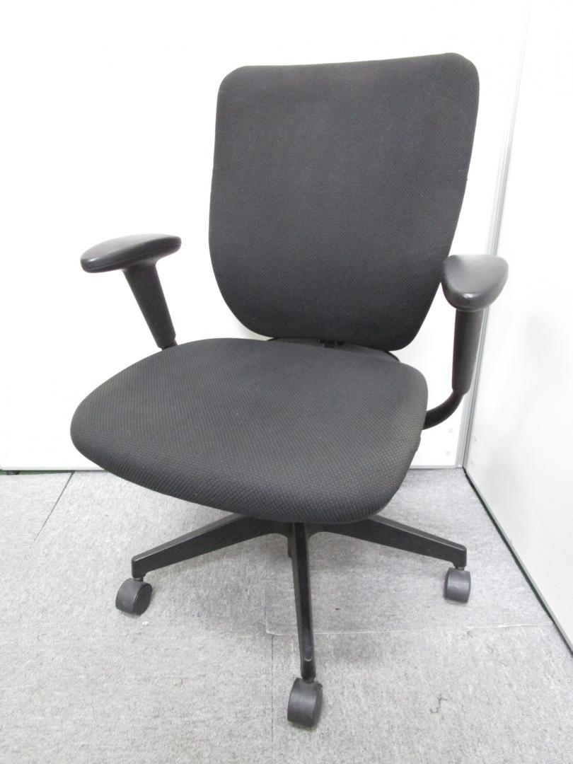 【大量入荷10脚】【イトーキ製プラオ】状態良好品　■人気のブラック　■固定肘タイプ　肘付チェア
                        プラオ
                                    中古
            