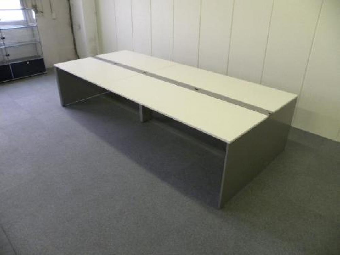 【4名でお仕事】幅広い２４００ｍｍ【倉庫内在庫のため都度お問い合わせ商品になります】【ご希望の数量とサイズで揃えることが出来るかを確認致します。お気軽にお問い合わせくださいませ】のフリーアドレスデスク■パネル脚がかっこい■おすすめです！！！【RP】
                        インターリンク
                                    中古
            