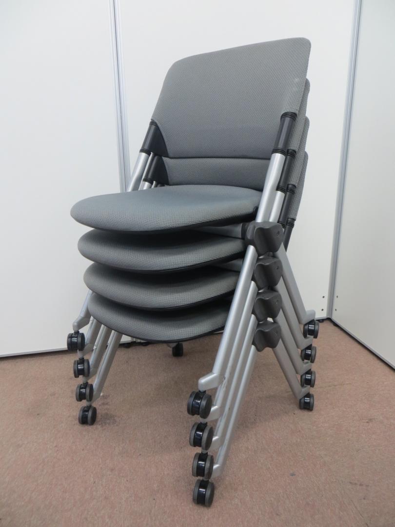 【売れ筋！】垂直水平どちらでも重ねられる【デザイナー製作の家具】
                        リータ
                                    中古
            