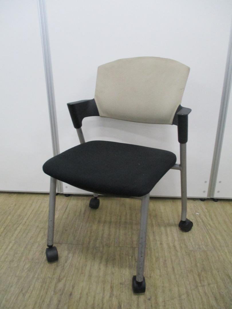 会議用人気シリーズ/コクヨ【KOKUYO】プロッティ　スタッキングタイプです!!
                        プロッティ
                                    中古
            