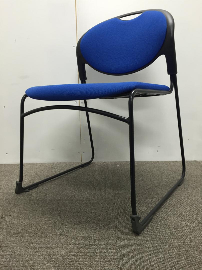 【イトーキのシンプルスタッキングチェア大量！】ロットご注文のお客様はお早めに
                        
                                    中古
            