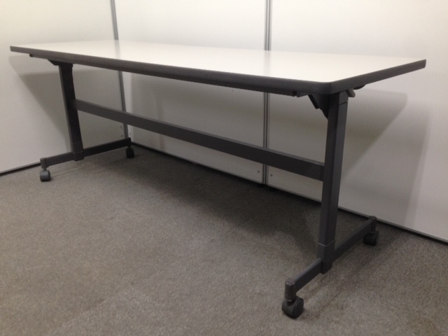 【会議室を増やそうかな～】状態：Ｂ｜数量：4台｜お早めにどうぞ！！｜
                        
                                    中古
            