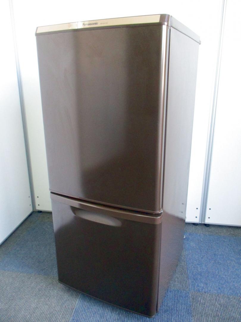 【会社用でもご家庭用でも!!】2ドアタイプの丁度良い大きさです!!【珍しいブラウン色!!】Nu
                        
                                    中古
            