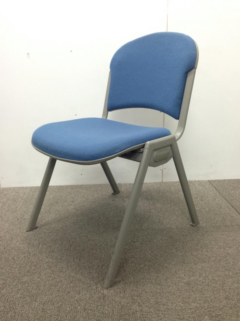 【在庫処分品\3.000→\1.000】赤字覚悟で頑張ります！！！【10脚入荷】スタッキングチェア｜内田洋行製｜MX-20｜定番商品
                        
                                    中古
            