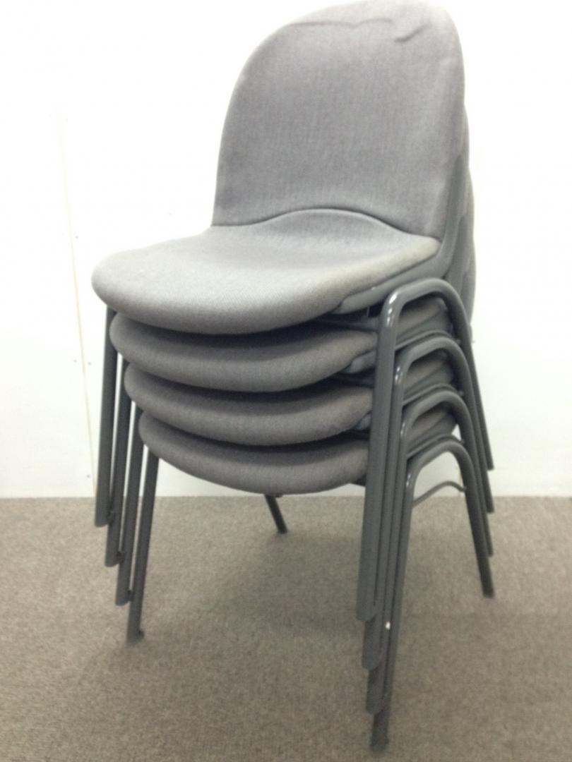 【重ねて便利なスタッキングチェアセット！】【４脚１セット】
                        
                                    中古
            