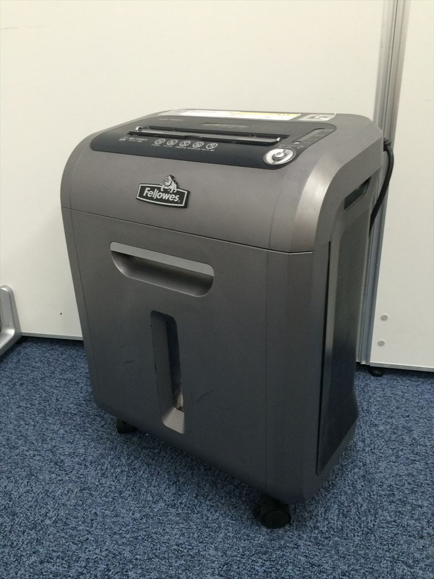 【限定一台！！】中古シュレッダー入荷しました！！
                        
                                    中古
            