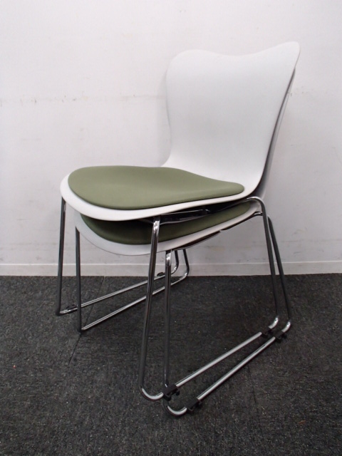 【お得！２脚セット商品】会議や講座にピッタリ商品！｜使わない時は重ねて収納♪｜内田洋行製	
                        
                                    中古
            