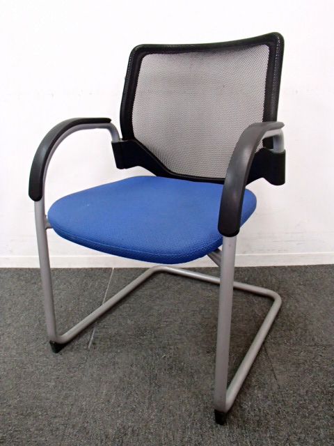 【今だけお買い得！】｜ミーティングチェア！｜ワンランク上の座り心地をあなたに！※メッシュに小さなほつれ有
                        エアリ
                                    中古
            