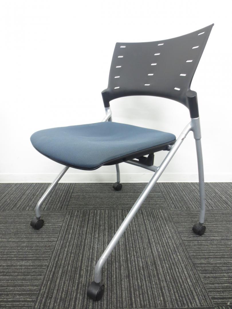 【汚れが目立ちにくいグレー色】■イトーキ製　■マノス　■濃いグレー色■キャスター付き【相模原・町田店】 
                        マノス
                                    中古
            