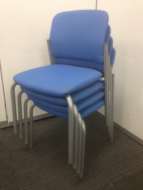 【セット商品】　まとめ買い特価！　【スタッキングチェア】　コクヨ(KOKUYO)　【100シリーズ】　会議椅子　 【ミーティングチェア】
                        100シリーズ
                                    中古
            