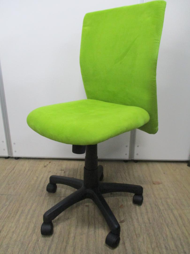 オフィスに明るい彩を！
                        
                                    中古
            