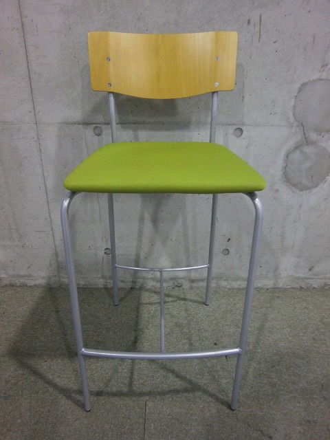 イトーキ製　ダイニングチェアー【関東倉庫在庫】
                        
                                    中古
            