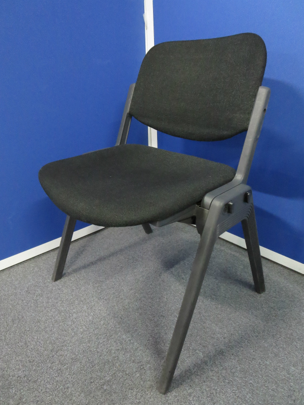 ■スタッキングチェア　■ブラック　■オカムラ製ミーティングチェア
                        
                                    中古
            