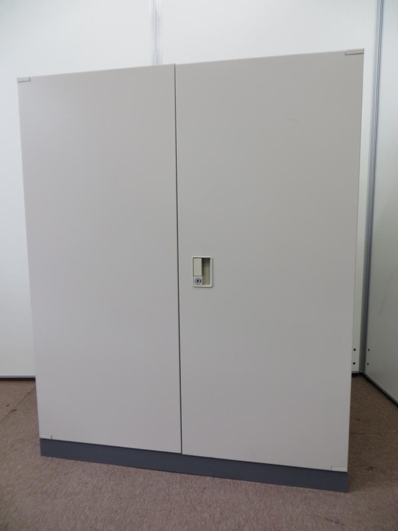 【外面に剥がれあり】書類整理に収納力を！【特徴的な色合いでラスト1台】
                        ビジネスウォールNタイプ
                                    中古
            