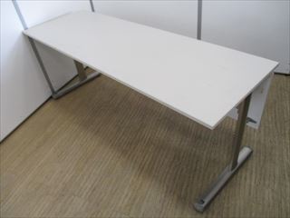 【KOKUYO製会議テーブル】安心安全の国内メーカー！売切必死！
■会議室・セミナー等で大活躍!!オススメです！
                        
                                    中古
            