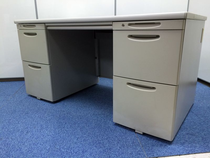 【3台入荷！】右袖3段：左袖3段|定価10万以上の商品が、中古でこの価格！
                        SDデスクシステム
                                    中古
            