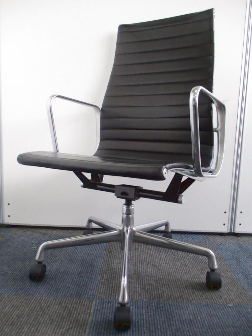 中古】イームズ アルミナム Herman Miller/ハーマンミラー 肘付ミドル