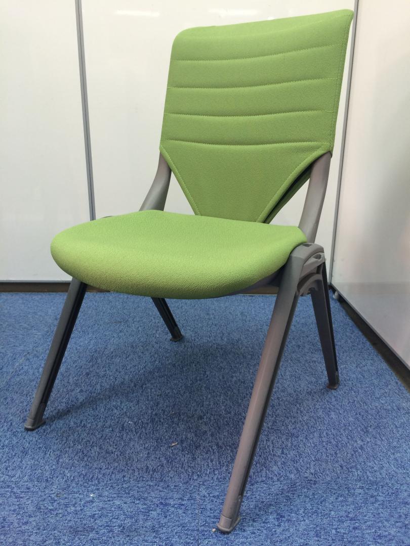 【処分値下げで50%OFF】【ハイバック仕様は珍しい】鮮やかグリーンで爽やかに！
                        KAINOS
                                    中古
            