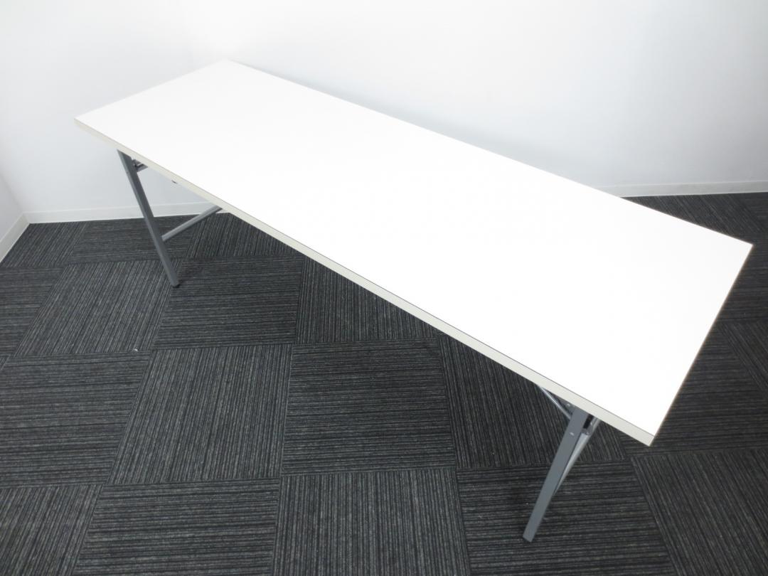 【売れ筋商品！】■折りたたみテーブル　■ニューグレー　■W1800×D600×H700mm 【オフィス家具】
                        
                                    中古
            