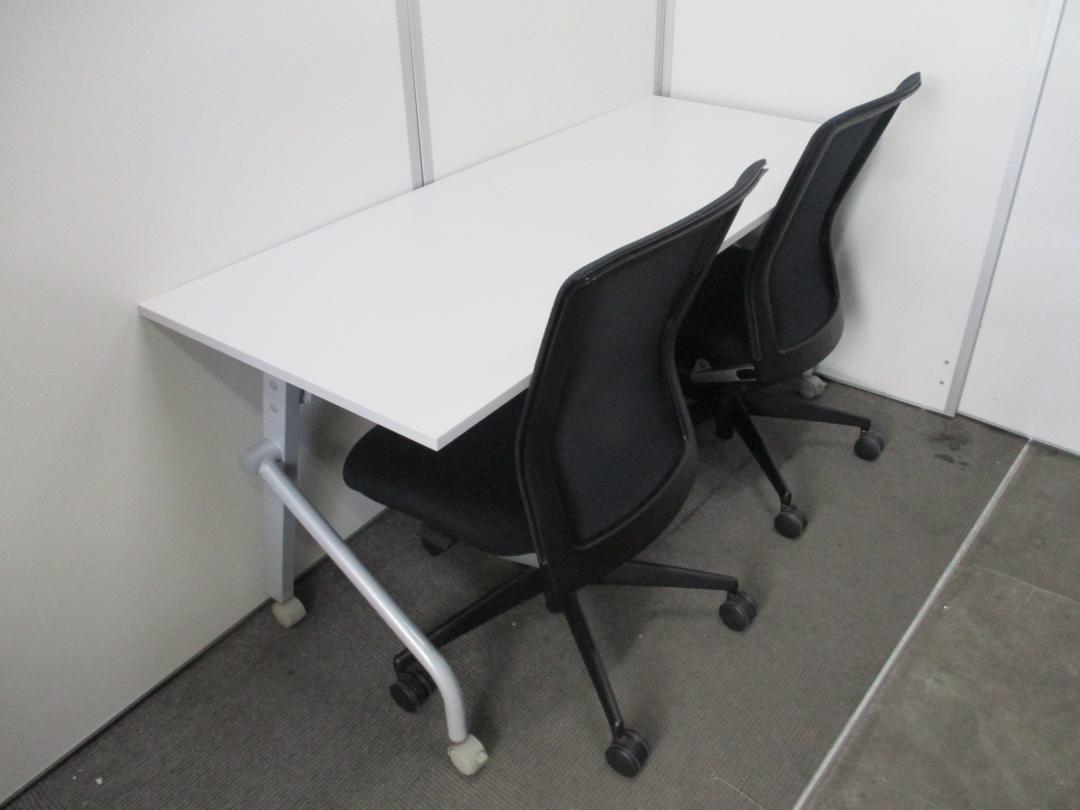■ミーティングテーブル、チェアセット■サイドスタックテーブル（井上金庫製）■メッシュチェア（コクヨ製）
                        
                                    中古
            