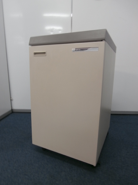 【４台入荷！！スパイラルカット！シュレッダー！！】
                        
                                    中古
            