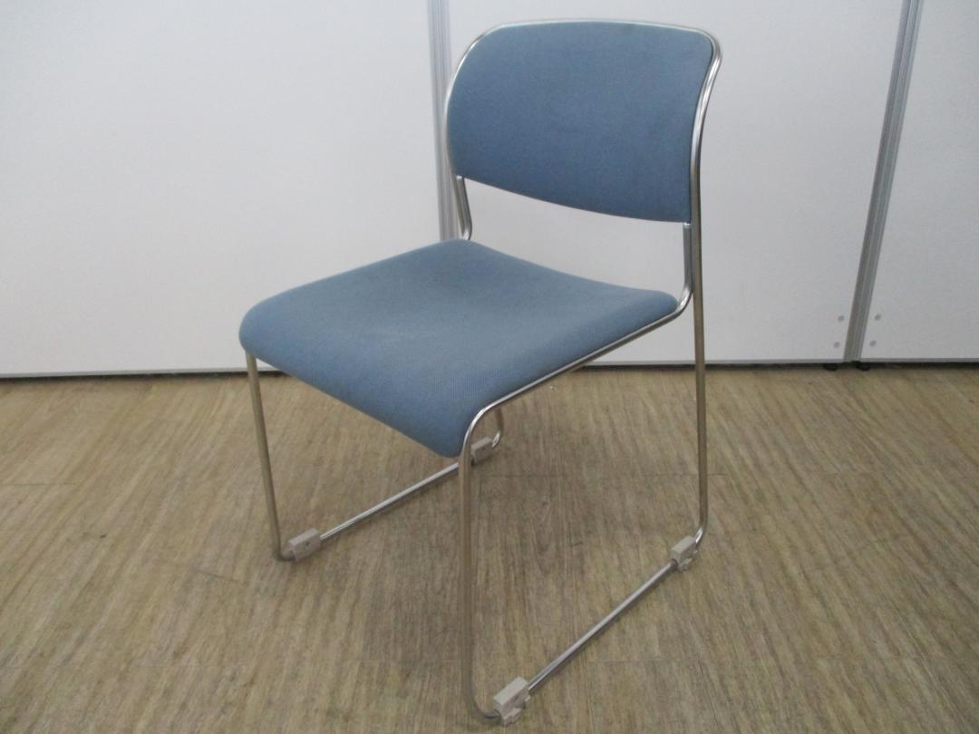 安くて丈夫！岡村製作所のスタッキングチェア５脚入荷!!
                        
                                    中古
            